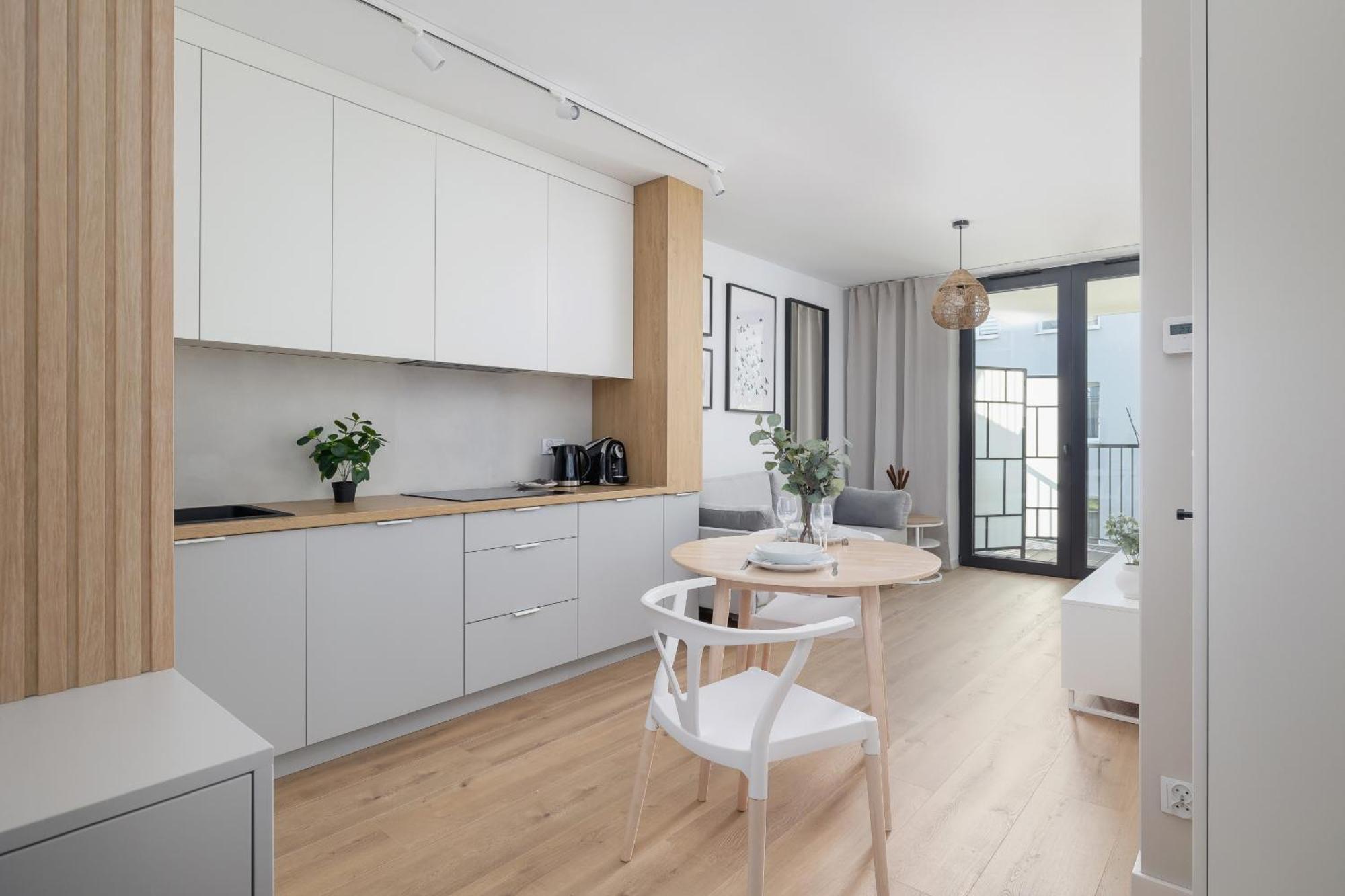 Апартаменти Kosciuszki 39 In Cracow With Gym By Renters Prestige